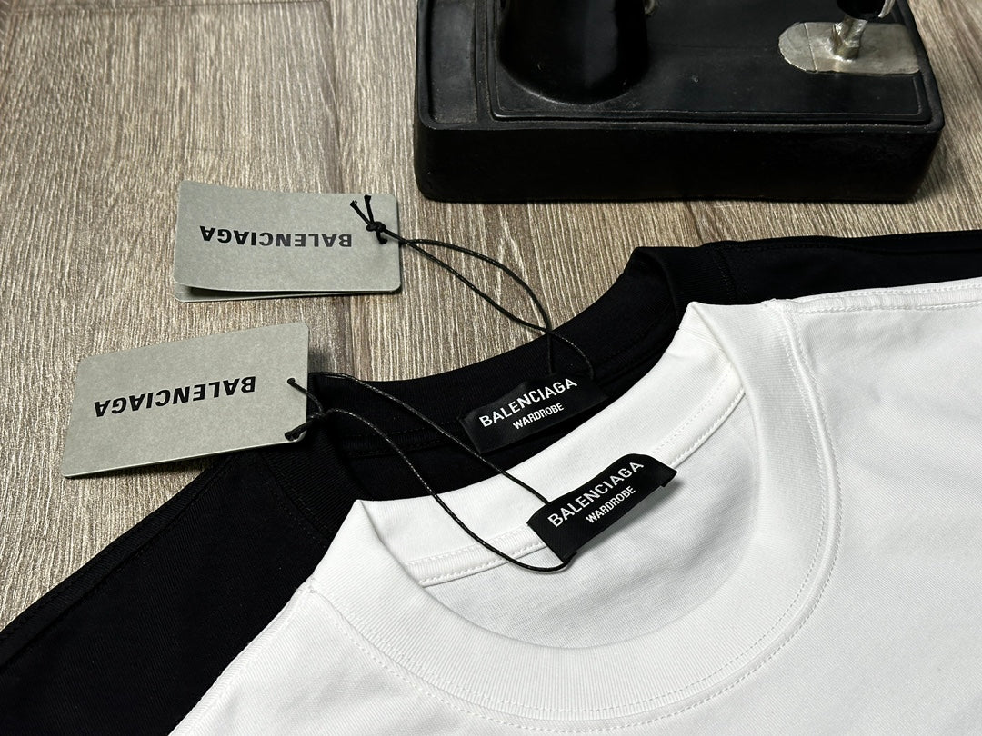 LuxluxHouse Best Quality Clothes Balenciaga T-shirt
