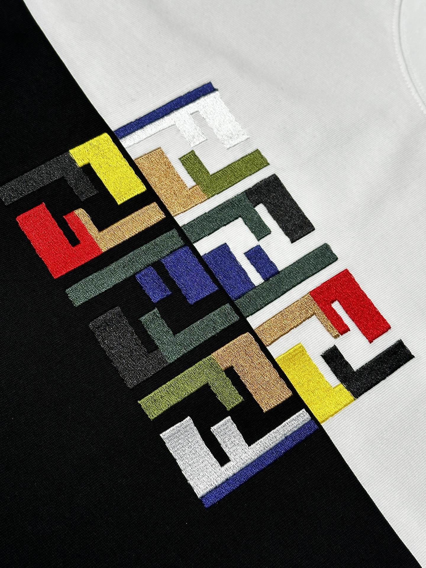 LuxluxHouse Best Quality Clothes Fendi T-shirt