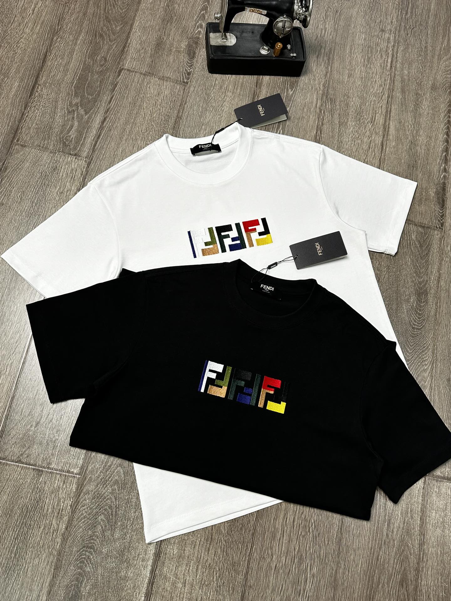 LuxluxHouse Best Quality Clothes Fendi T-shirt