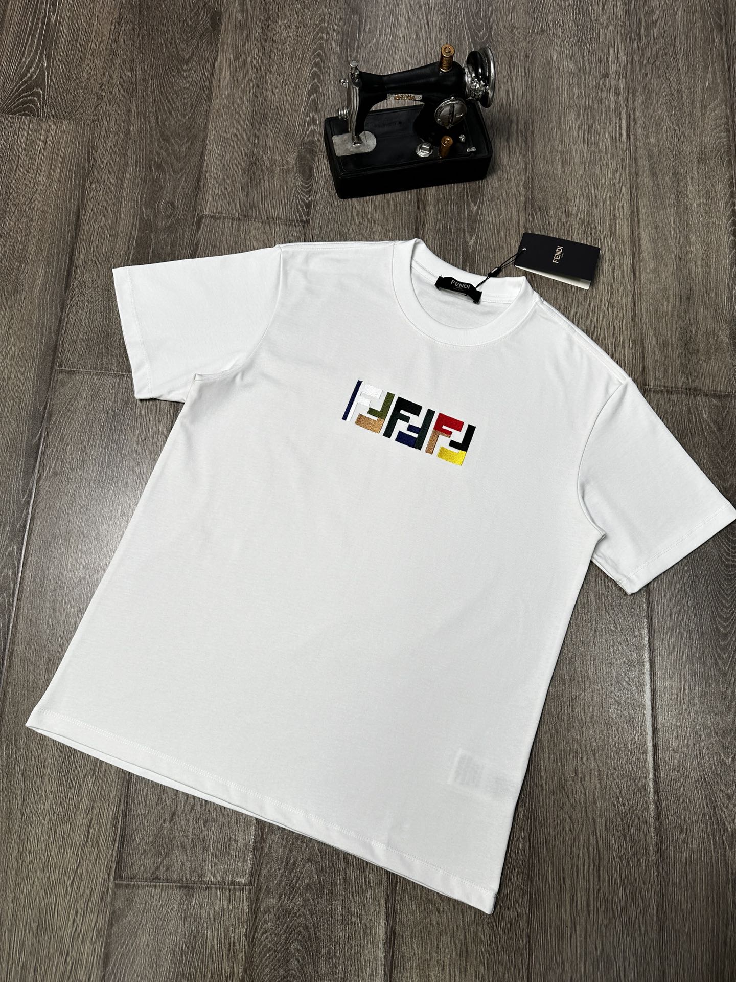 LuxluxHouse Best Quality Clothes Fendi T-shirt