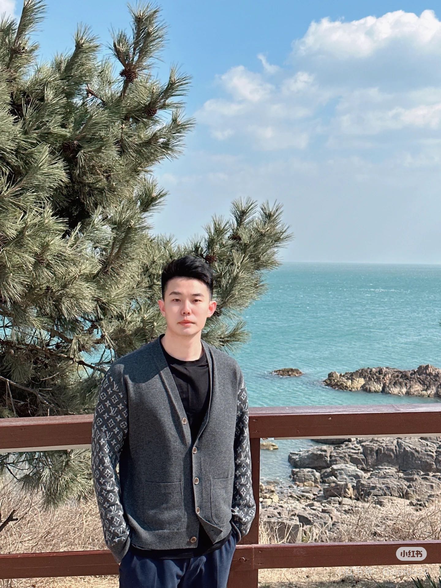 LuxluxHouse Best Quality Clothes Hoodie & Sweater Louis Vuitton