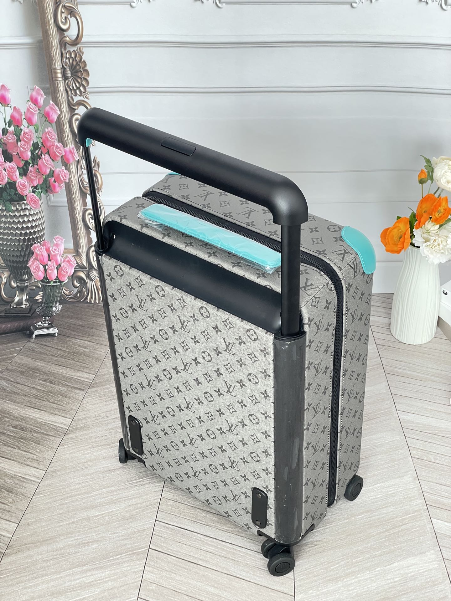 LuxluxHouse Best Quality Bags Luggage