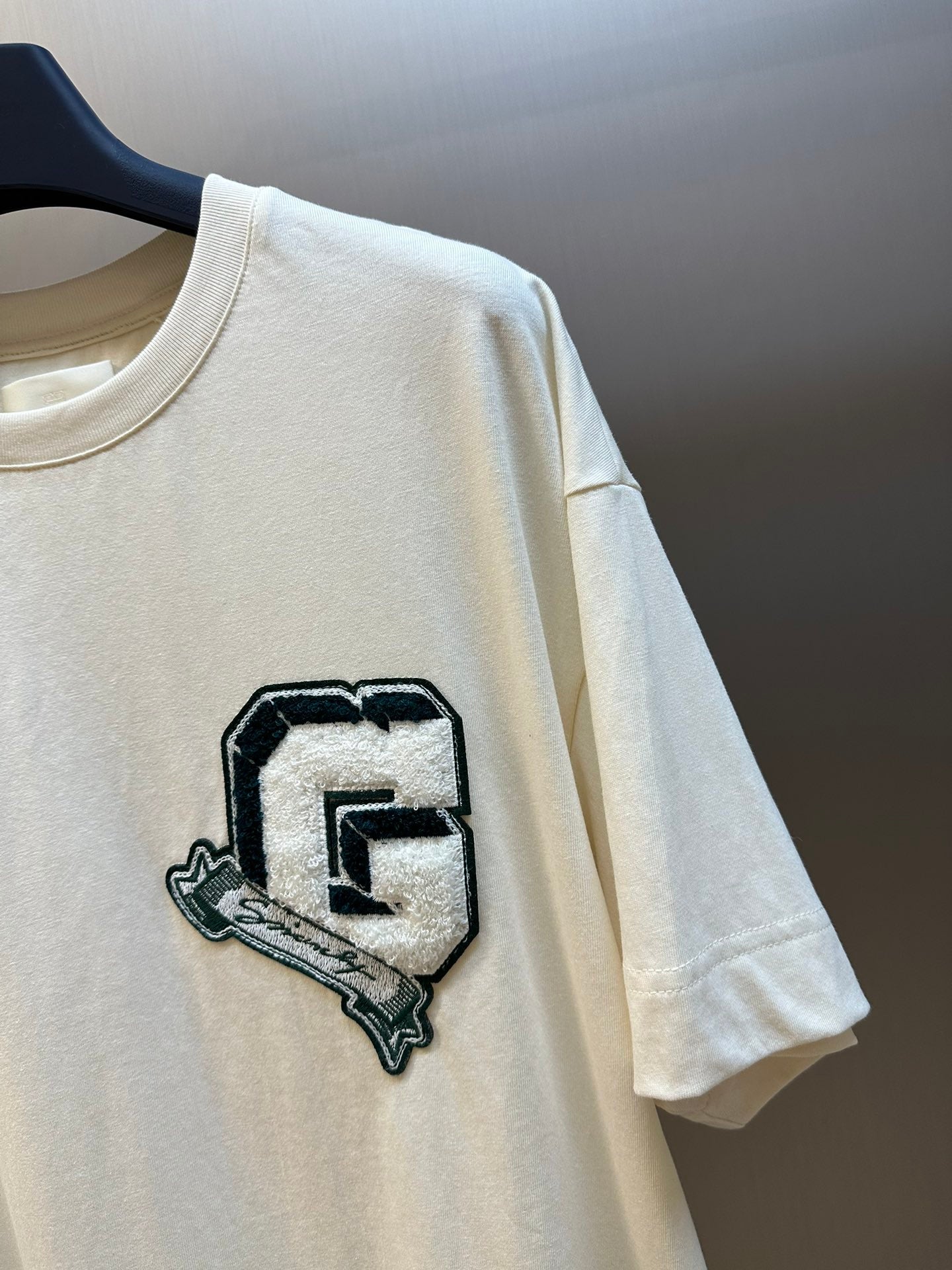 LuxluxHouse Best Quality Clothes Givenchy T-shirt