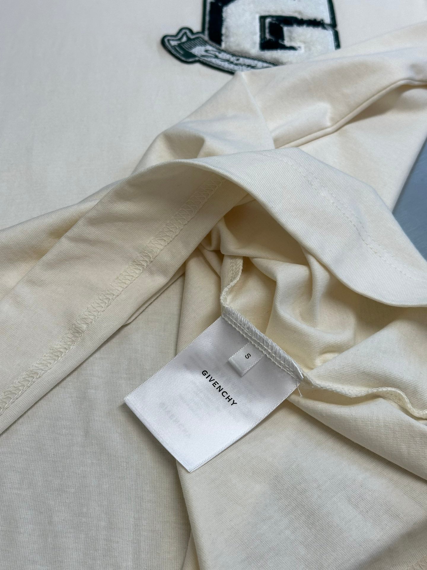 LuxluxHouse Best Quality Clothes Givenchy T-shirt