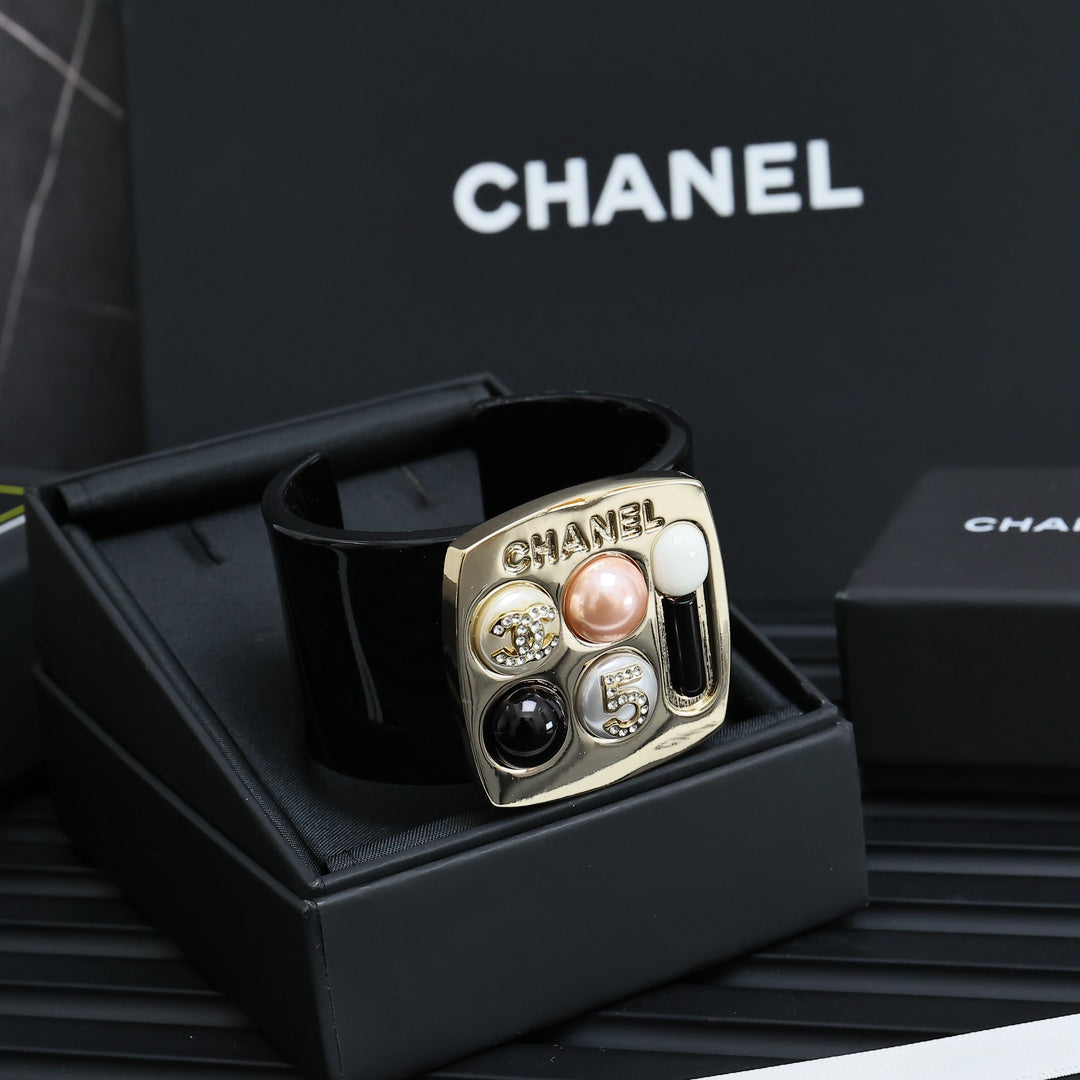 LuxluxHouse Best Quality Accessories Bracelet Bracelet Earrings Chanel Earrings