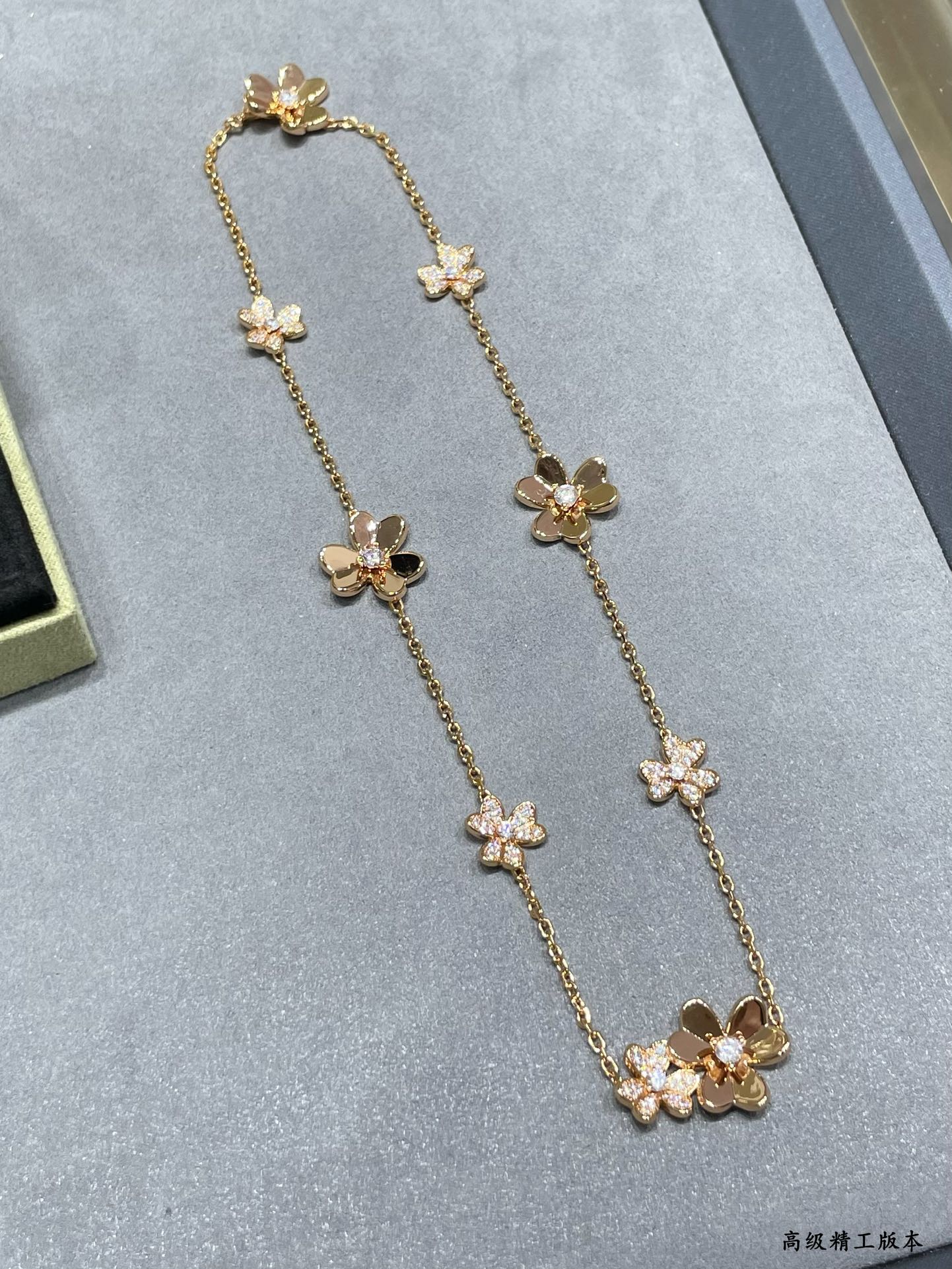 LuxluxHouse Best Quality Accessories Van Cleef & Arpels