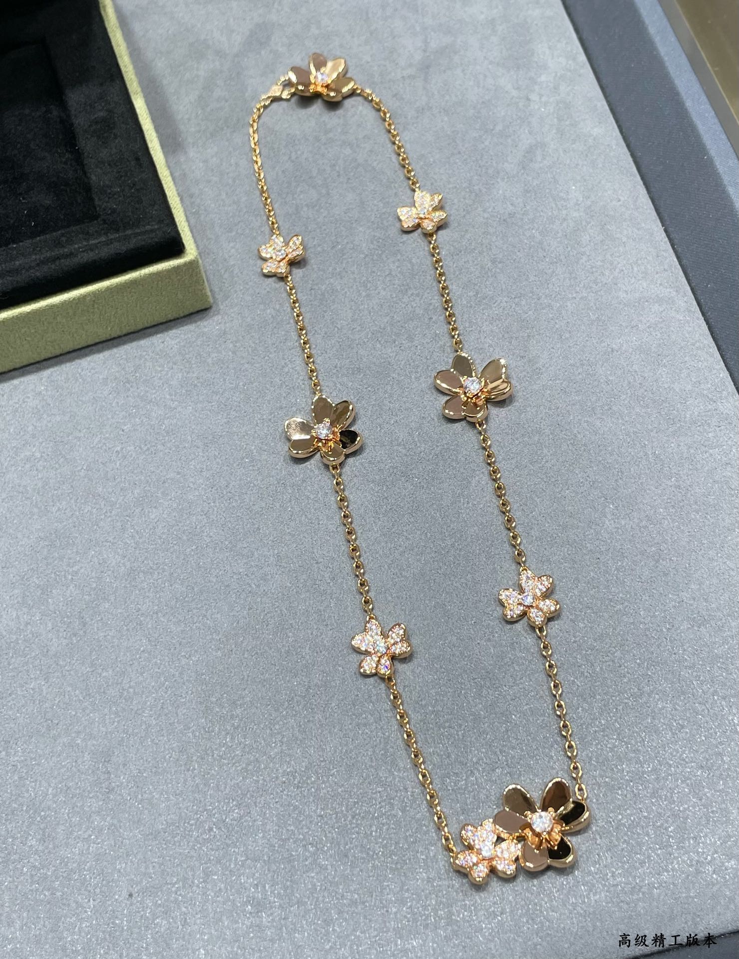 LuxluxHouse Best Quality Accessories Van Cleef & Arpels