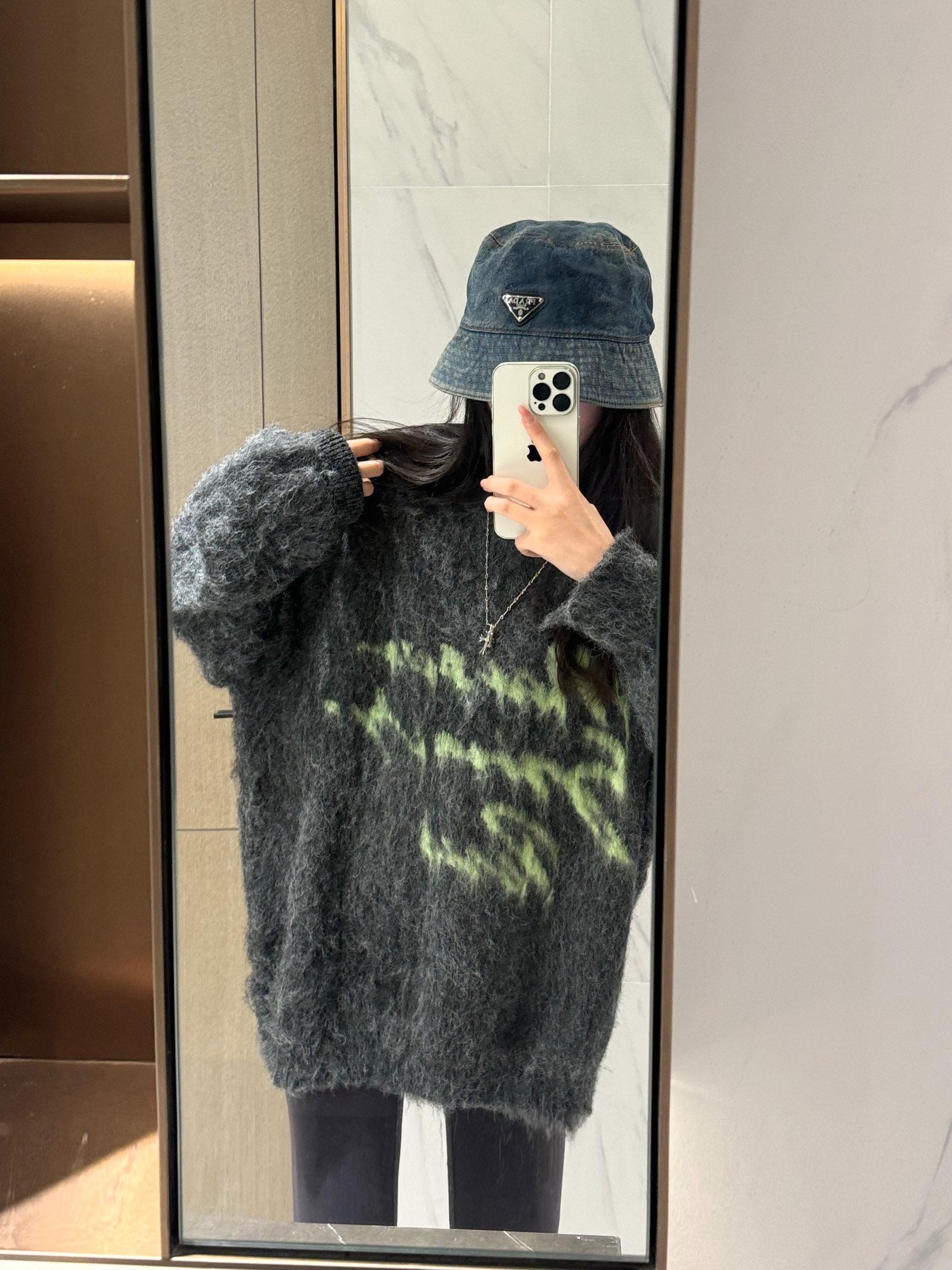 LuxluxHouse Best Quality Clothes Givenchy Hoodie & Sweater