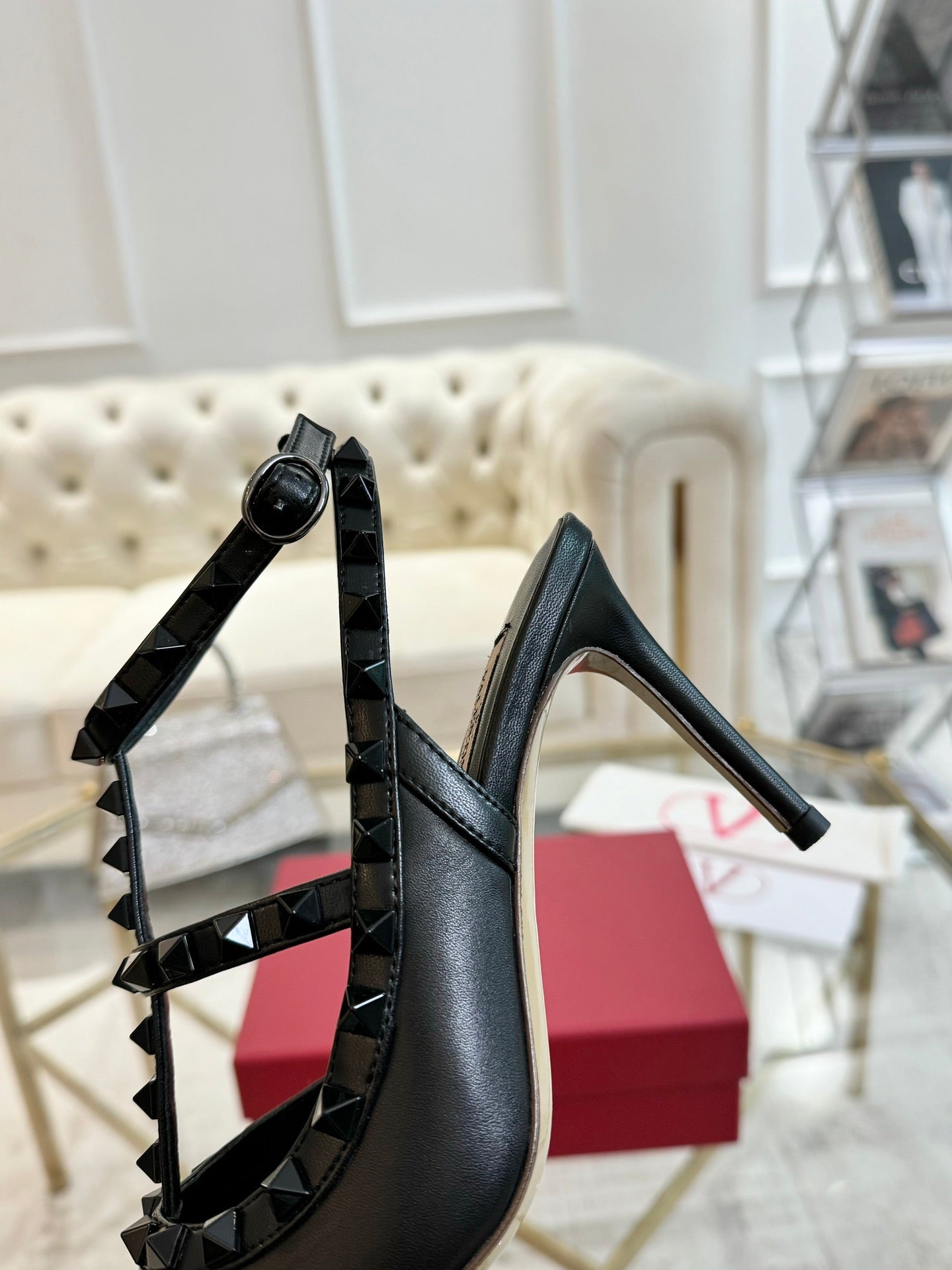 LuxluxHouse Best Quality Valentino Women Shoes