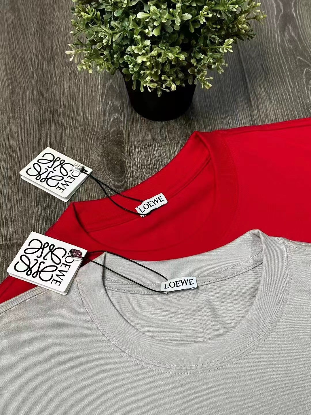 LuxluxHouse Best Quality Clothes T-shirt Loewe