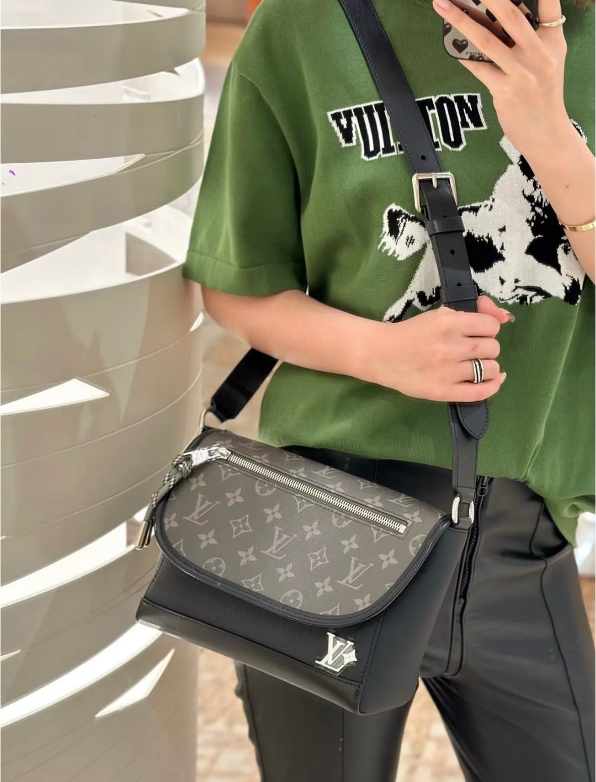 LuxluxHouse Best Quality Clothes T-shirt Louis Vuitton