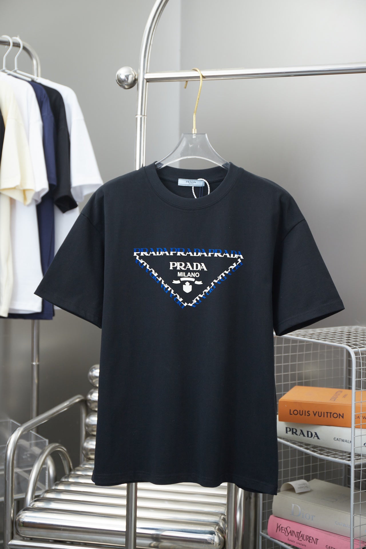 LuxluxHouse Best Quality Clothes T-shirt Prada