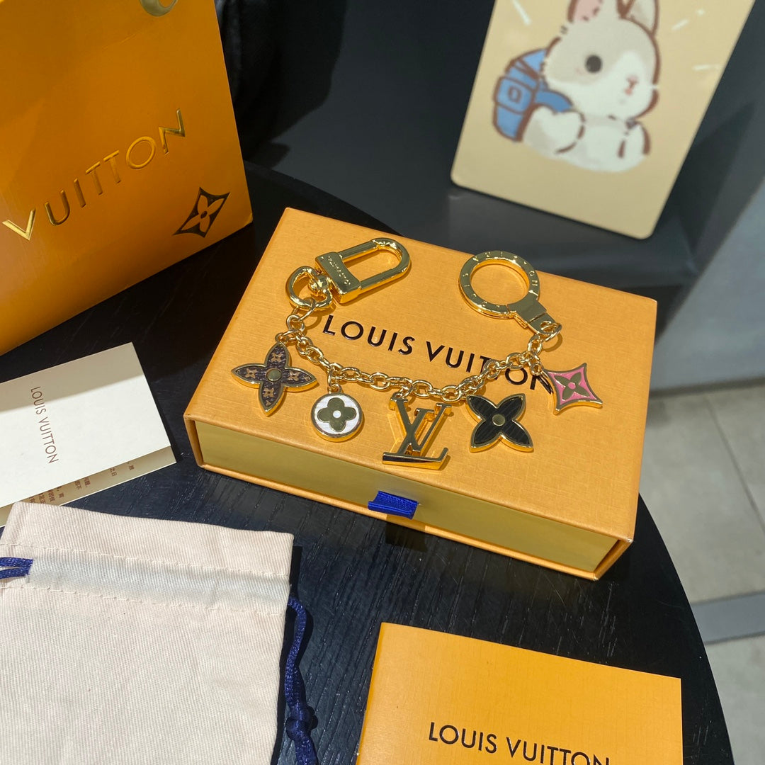 LuxluxHouse Best Quality Accessories Keychain Louis Vuitton Keychain
