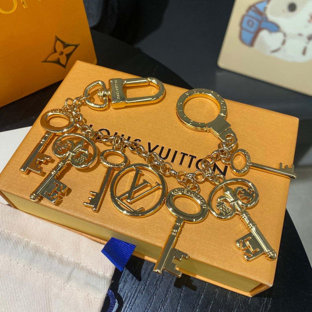 LuxluxHouse Best Quality Accessories Keychain Louis Vuitton Keychain