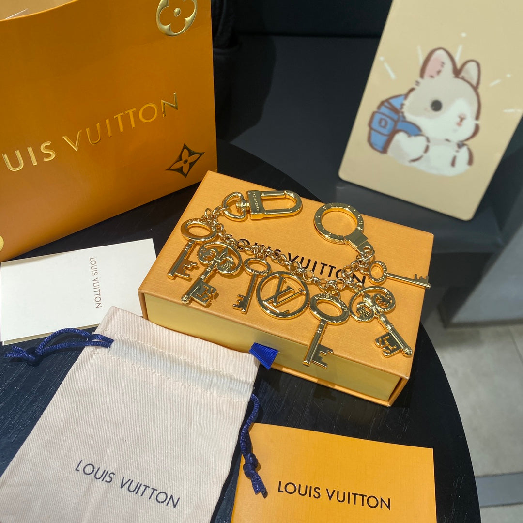 LuxluxHouse Best Quality Accessories Keychain Louis Vuitton Keychain