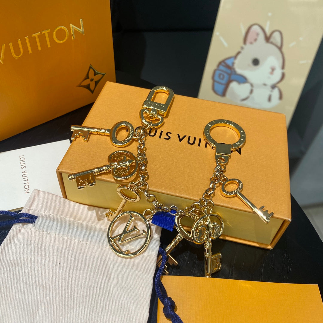 LuxluxHouse Best Quality Accessories Keychain Louis Vuitton Keychain