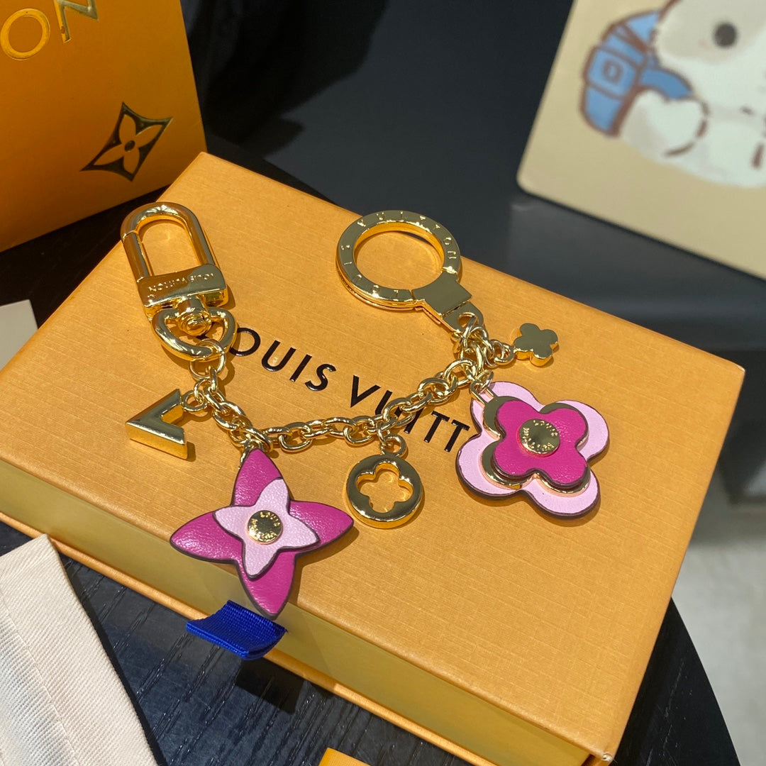 LuxluxHouse Best Quality Accessories Keychain Louis Vuitton Keychain