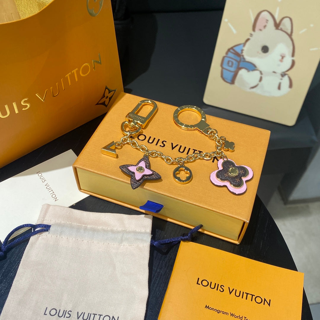 LuxluxHouse Best Quality Accessories Keychain Louis Vuitton Keychain