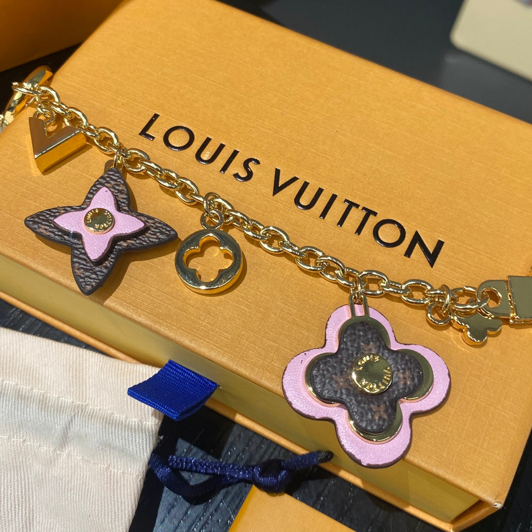 LuxluxHouse Best Quality Accessories Keychain Louis Vuitton Keychain