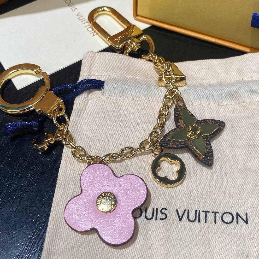 LuxluxHouse Best Quality Accessories Keychain Louis Vuitton Keychain