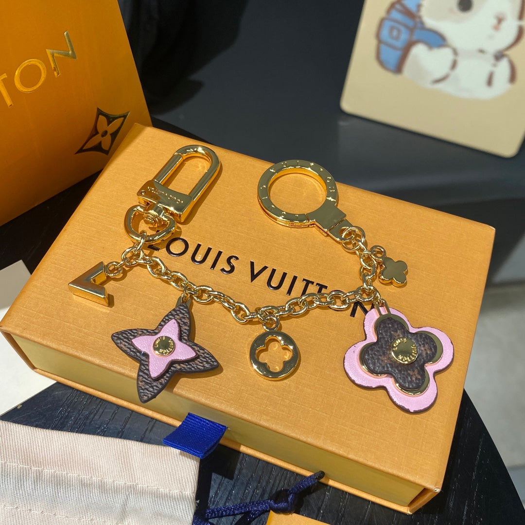 LuxluxHouse Best Quality Accessories Keychain Louis Vuitton Keychain