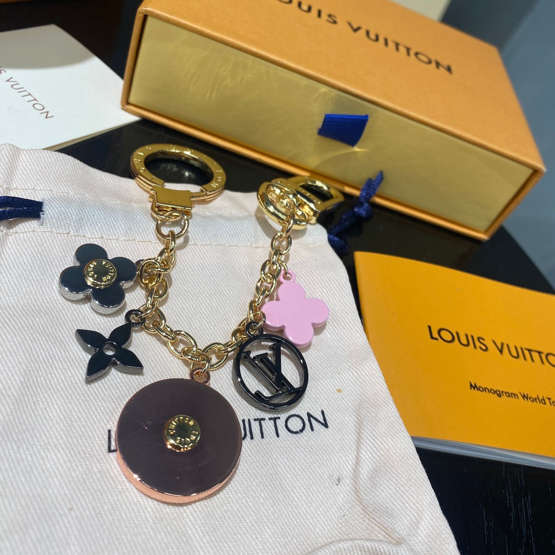 LuxluxHouse Best Quality Accessories Keychain Louis Vuitton Keychain