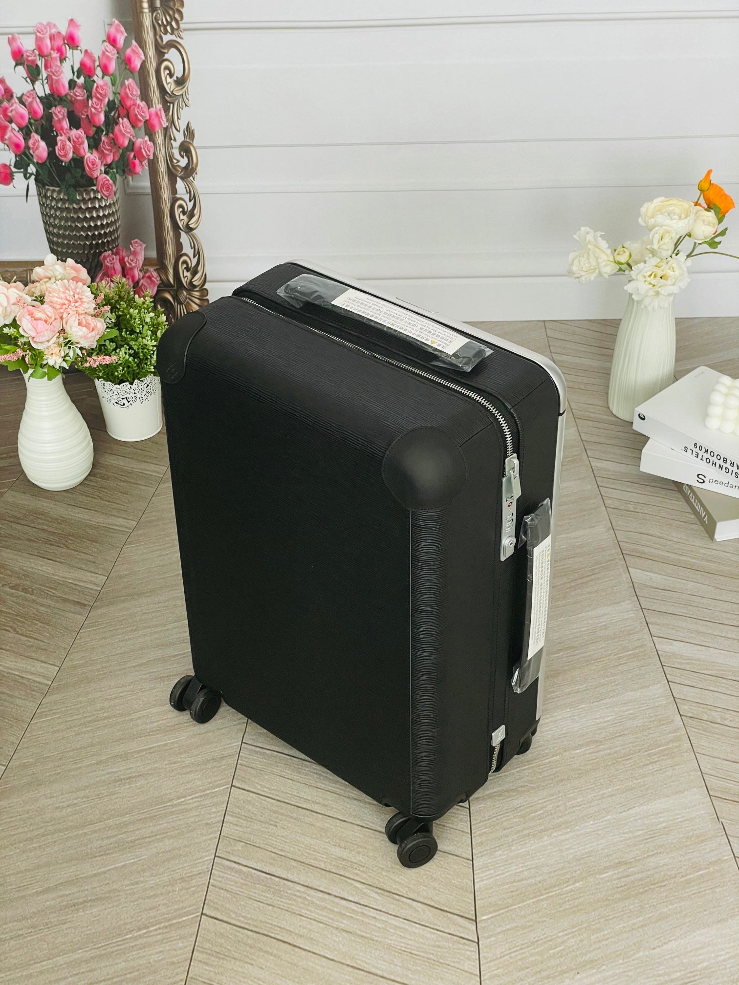 LuxluxHouse Best Quality Bags Luggage