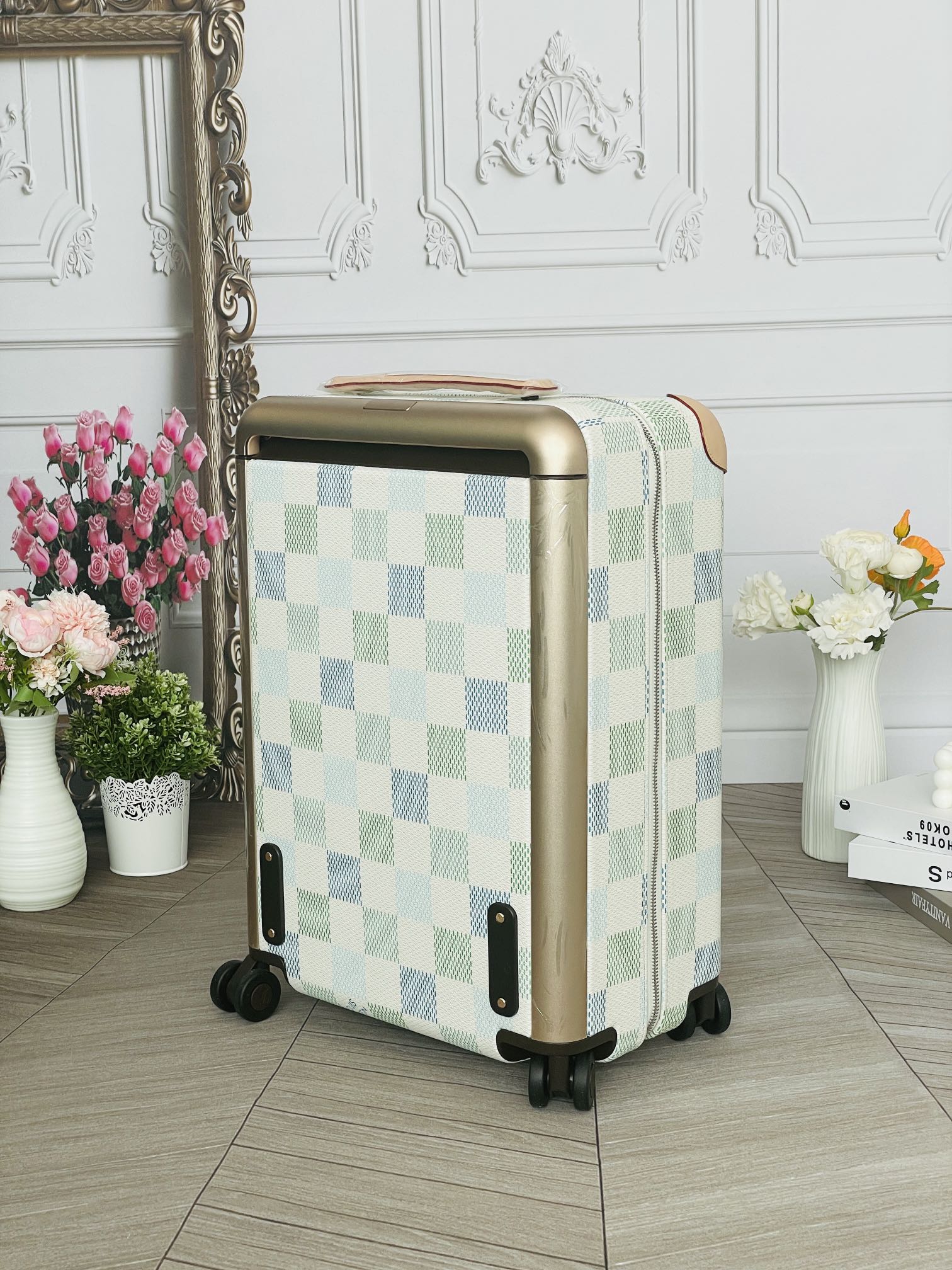 LuxluxHouse Best Quality Bags Luggage