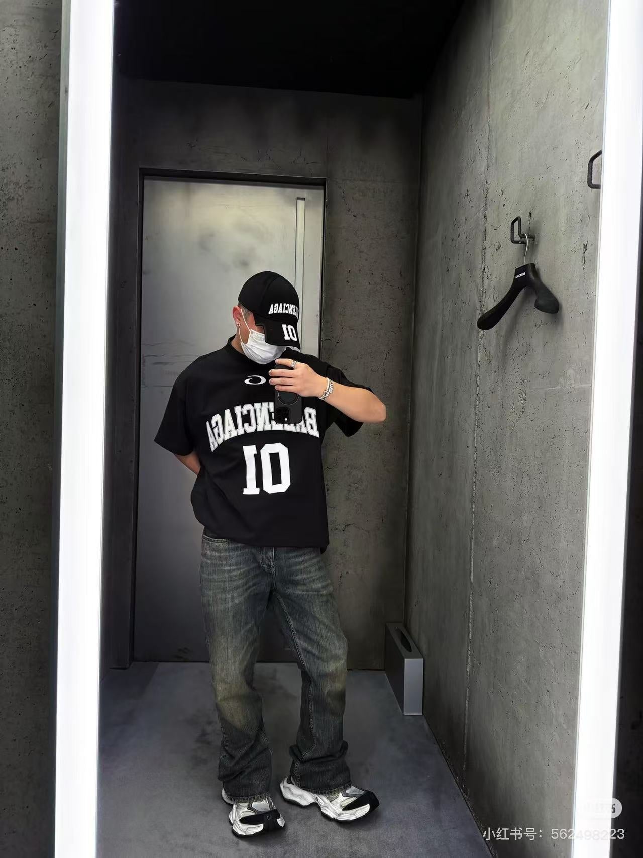 LuxluxHouse Best Quality Clothes Balenciaga T-shirt