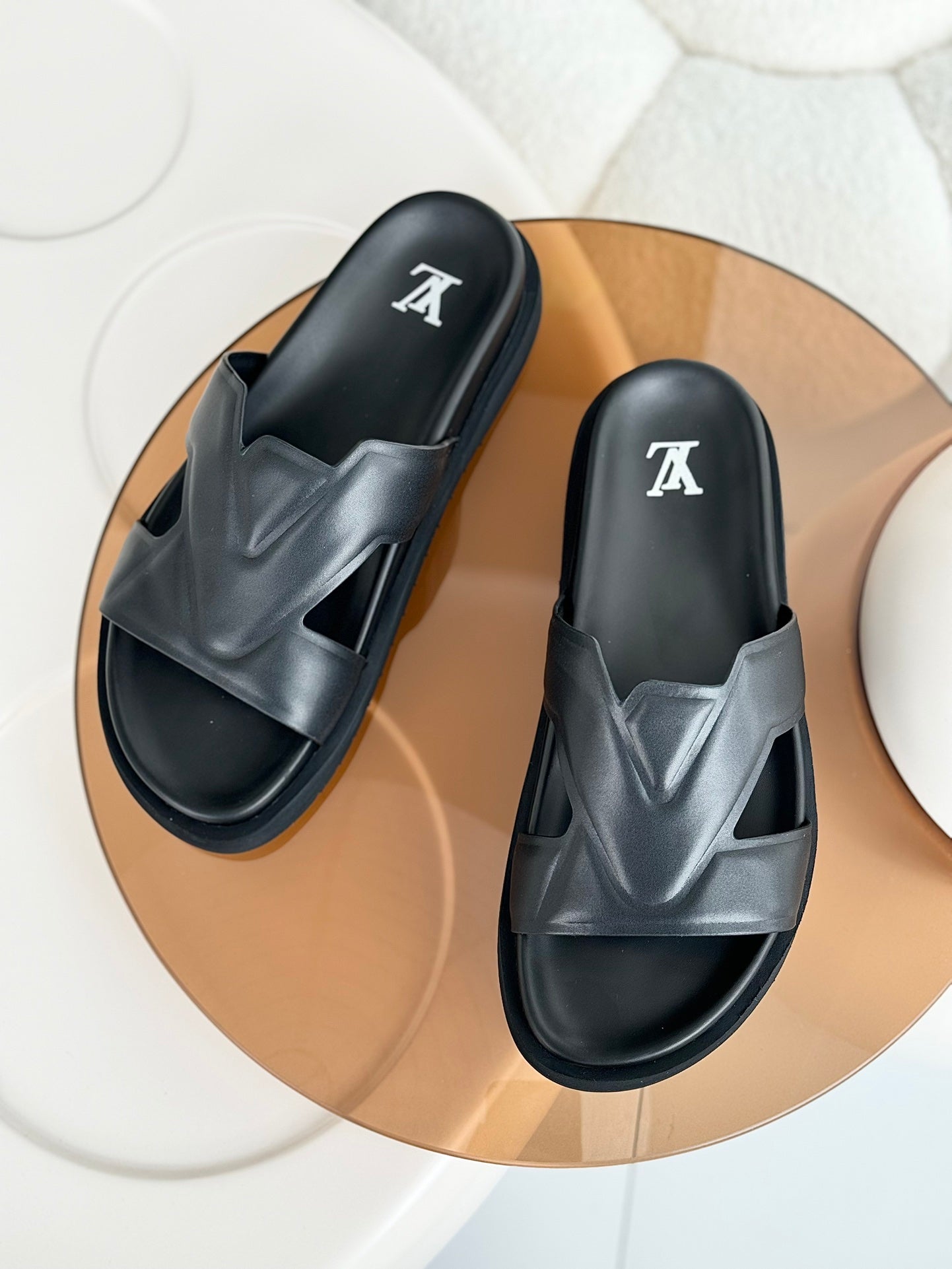 LuxluxHouse Best Quality Sandals Louis Vuitton