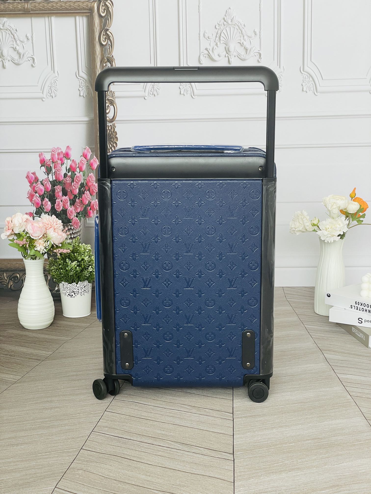 LuxluxHouse Best Quality Bags Luggage