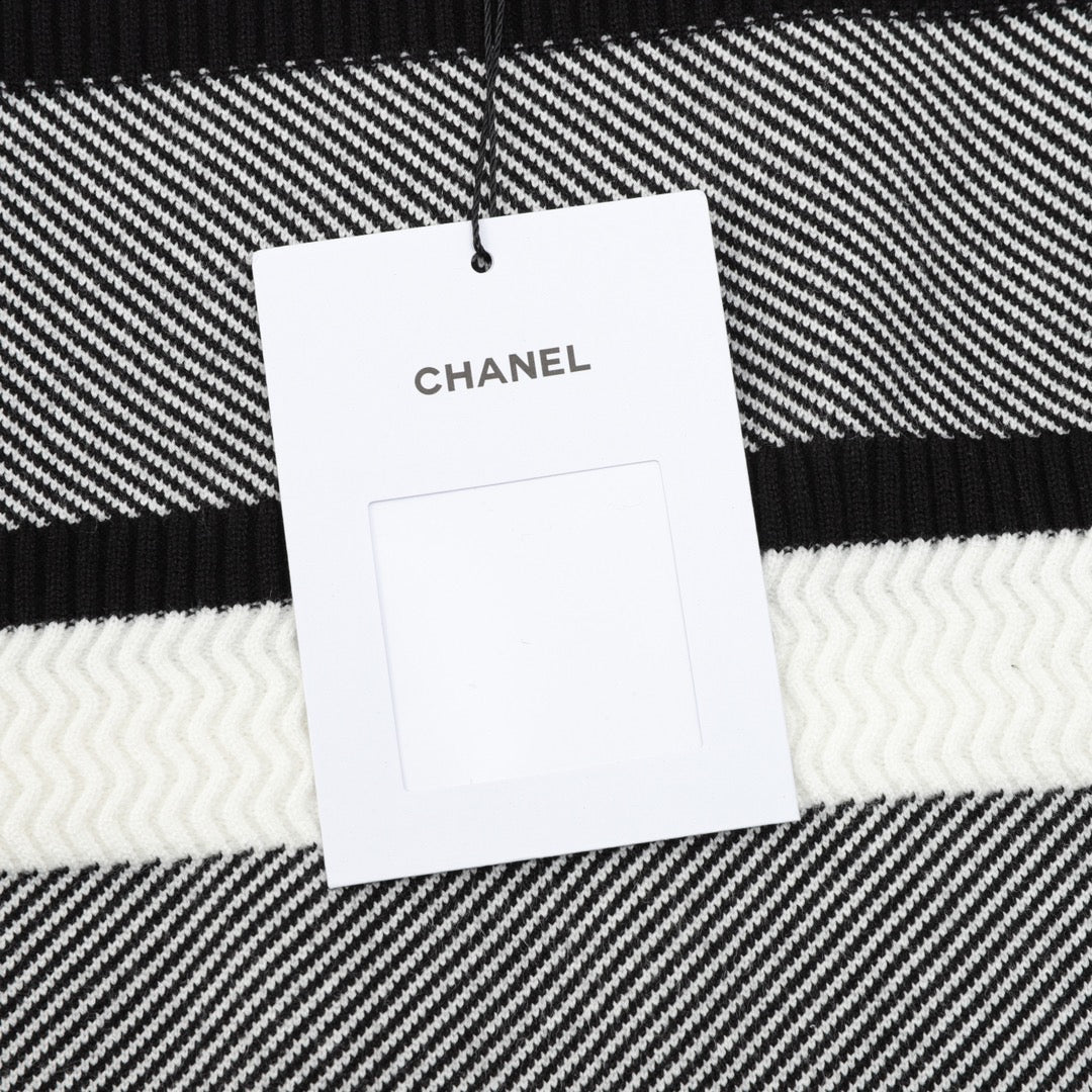 LuxluxHouse Best Quality Clothes Hoodie & Sweater Chanel & Maison Margiela