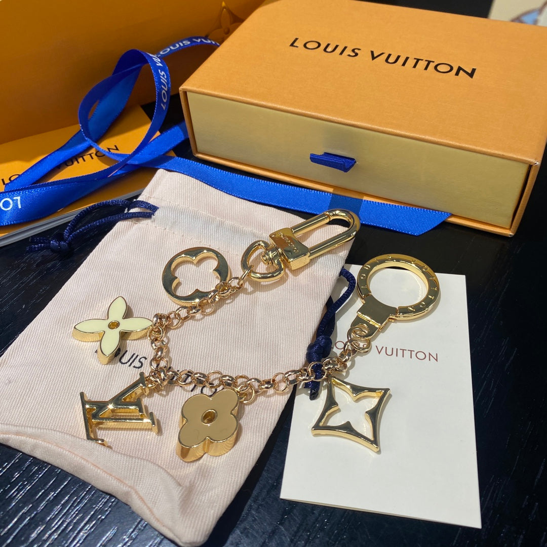 LuxluxHouse Best Quality Accessories Keychain Louis Vuitton Keychain