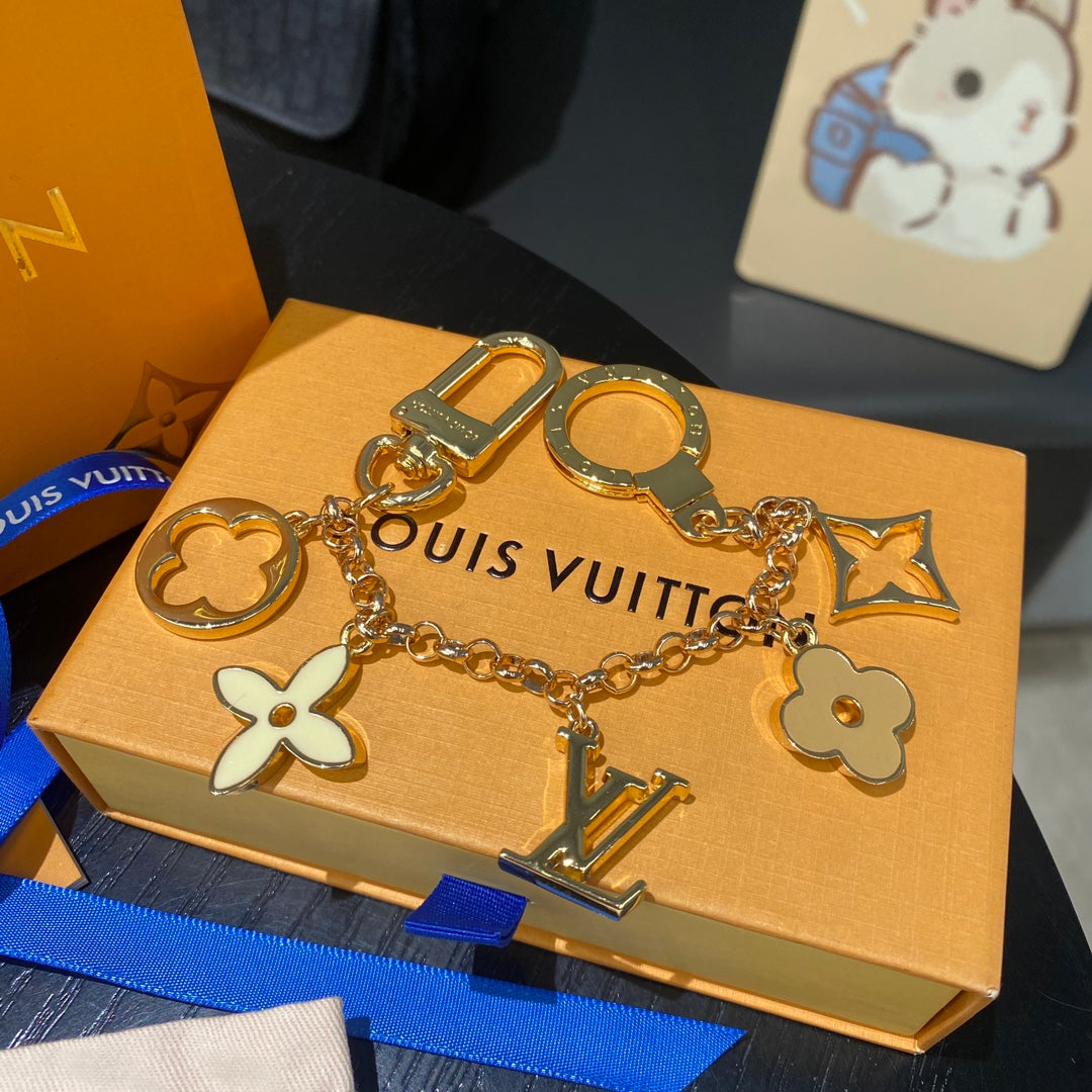 LuxluxHouse Best Quality Accessories Keychain Louis Vuitton Keychain