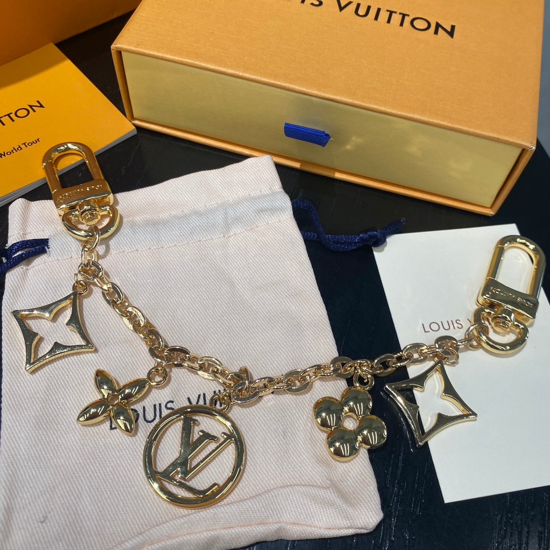 LuxluxHouse Best Quality Accessories Keychain Louis Vuitton Keychain