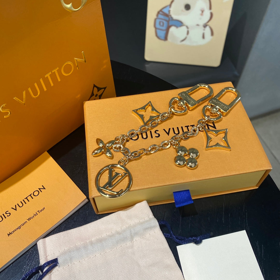 LuxluxHouse Best Quality Accessories Keychain Louis Vuitton Keychain