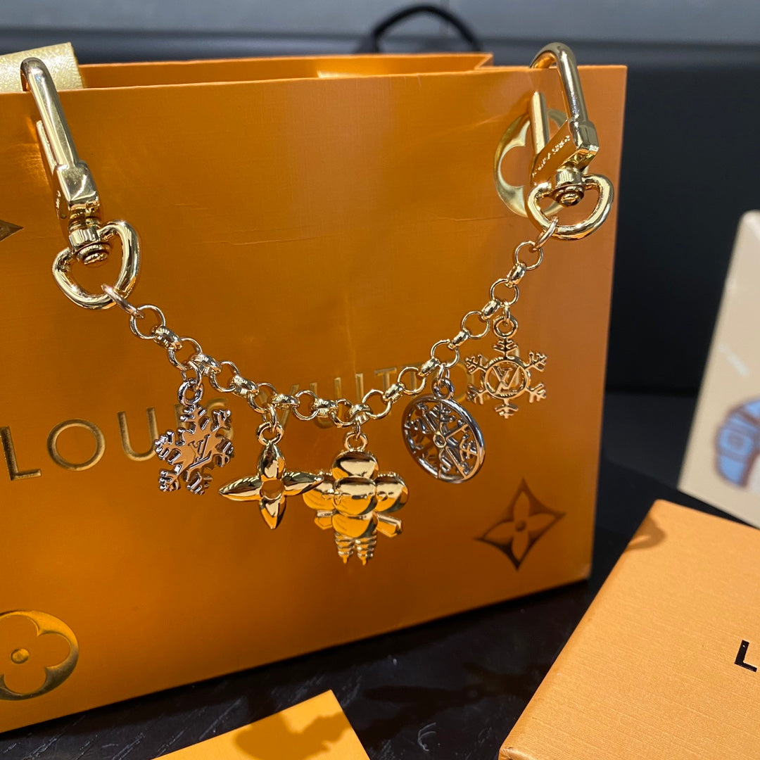 LuxluxHouse Best Quality Accessories Keychain Louis Vuitton Keychain