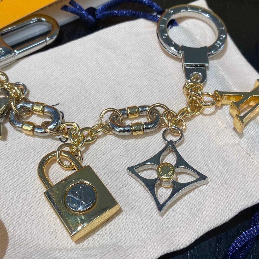 LuxluxHouse Best Quality Accessories Keychain Louis Vuitton Keychain