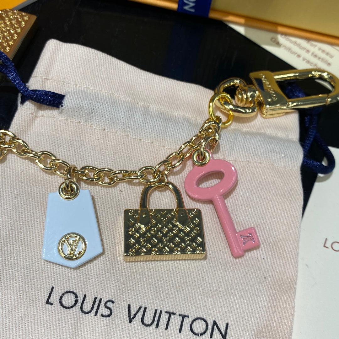 LuxluxHouse Best Quality Accessories Keychain Louis Vuitton Keychain