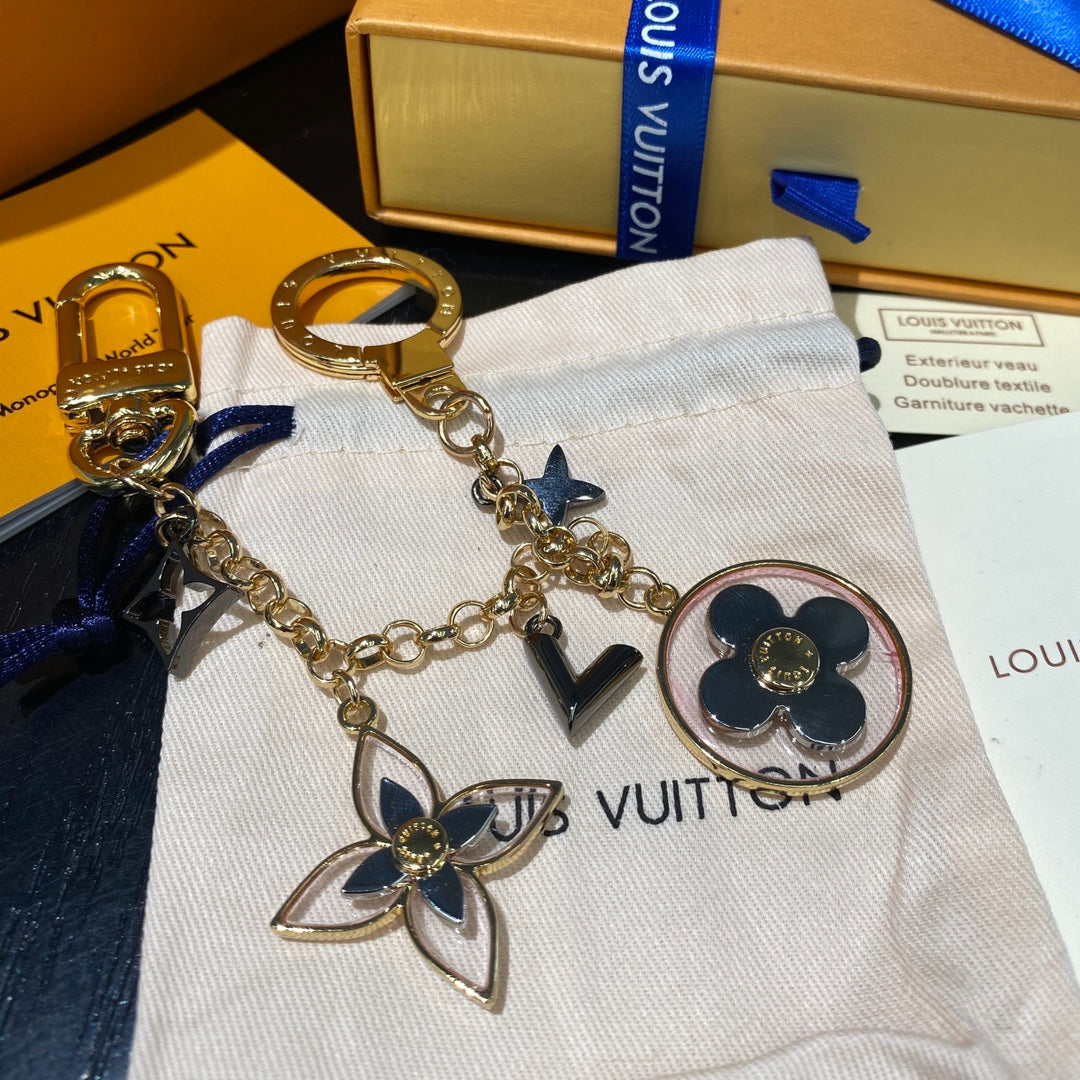 LuxluxHouse Best Quality Accessories Keychain Louis Vuitton Keychain