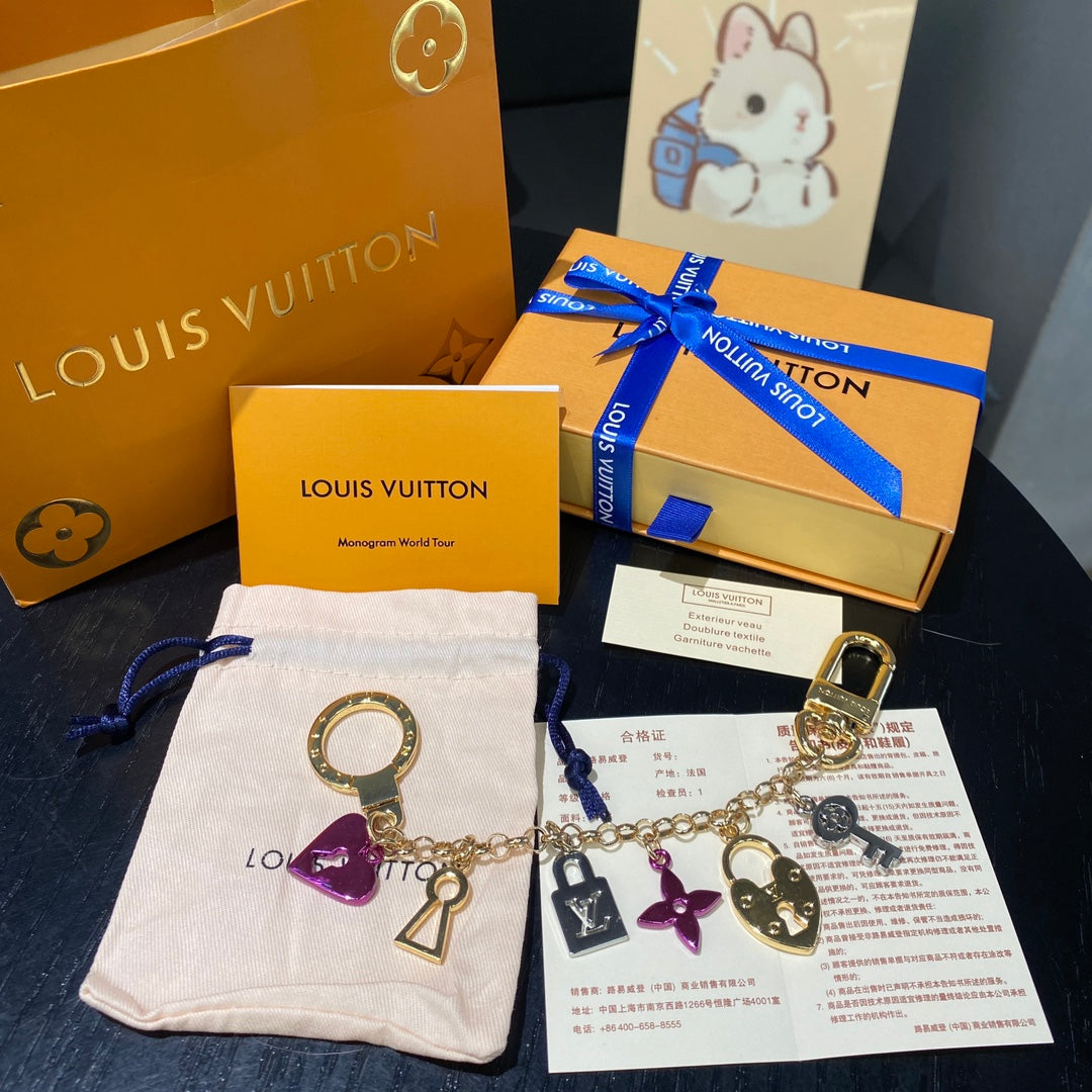 LuxluxHouse Best Quality Accessories Keychain Louis Vuitton Keychain