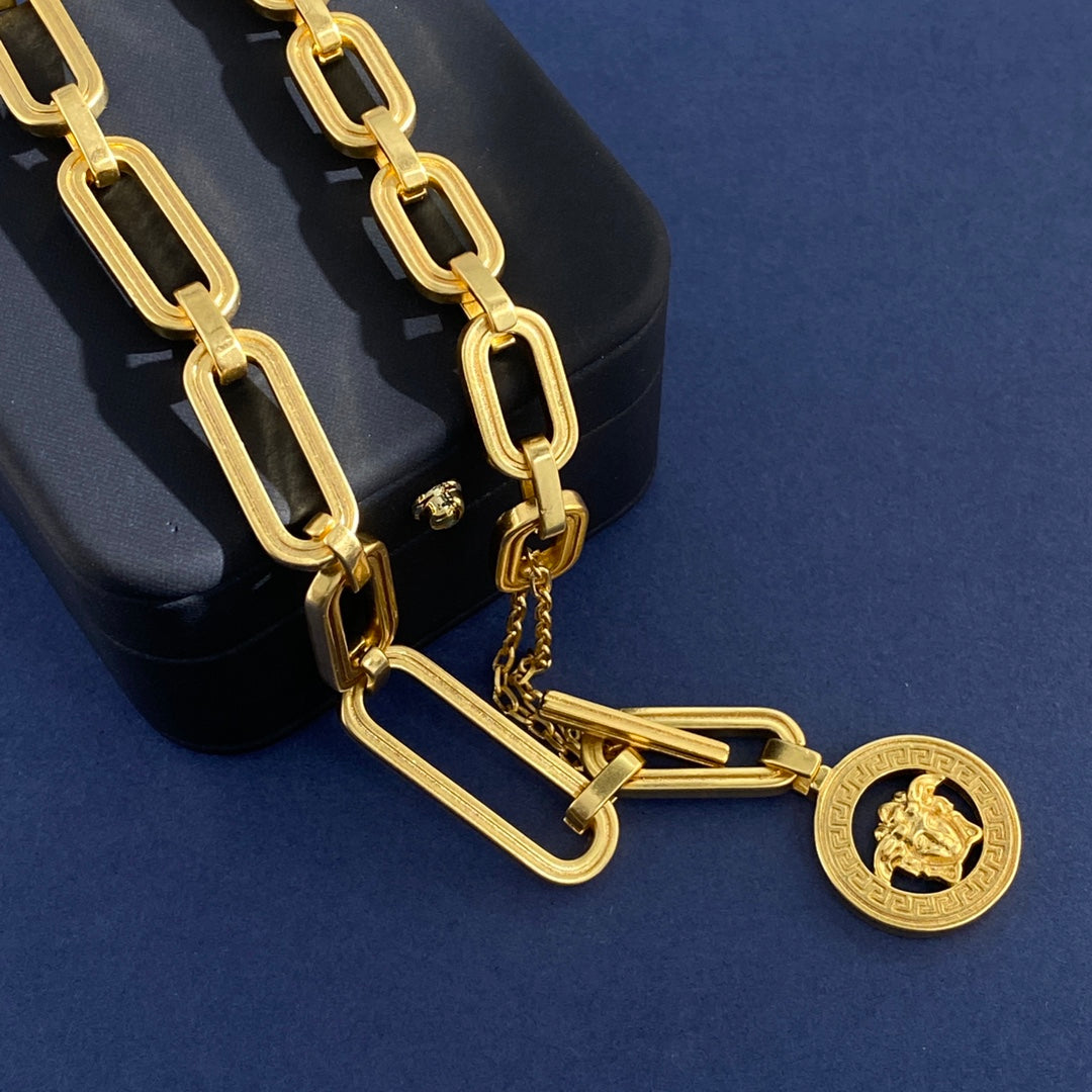 LuxluxHouse Best Quality Accessories Versace