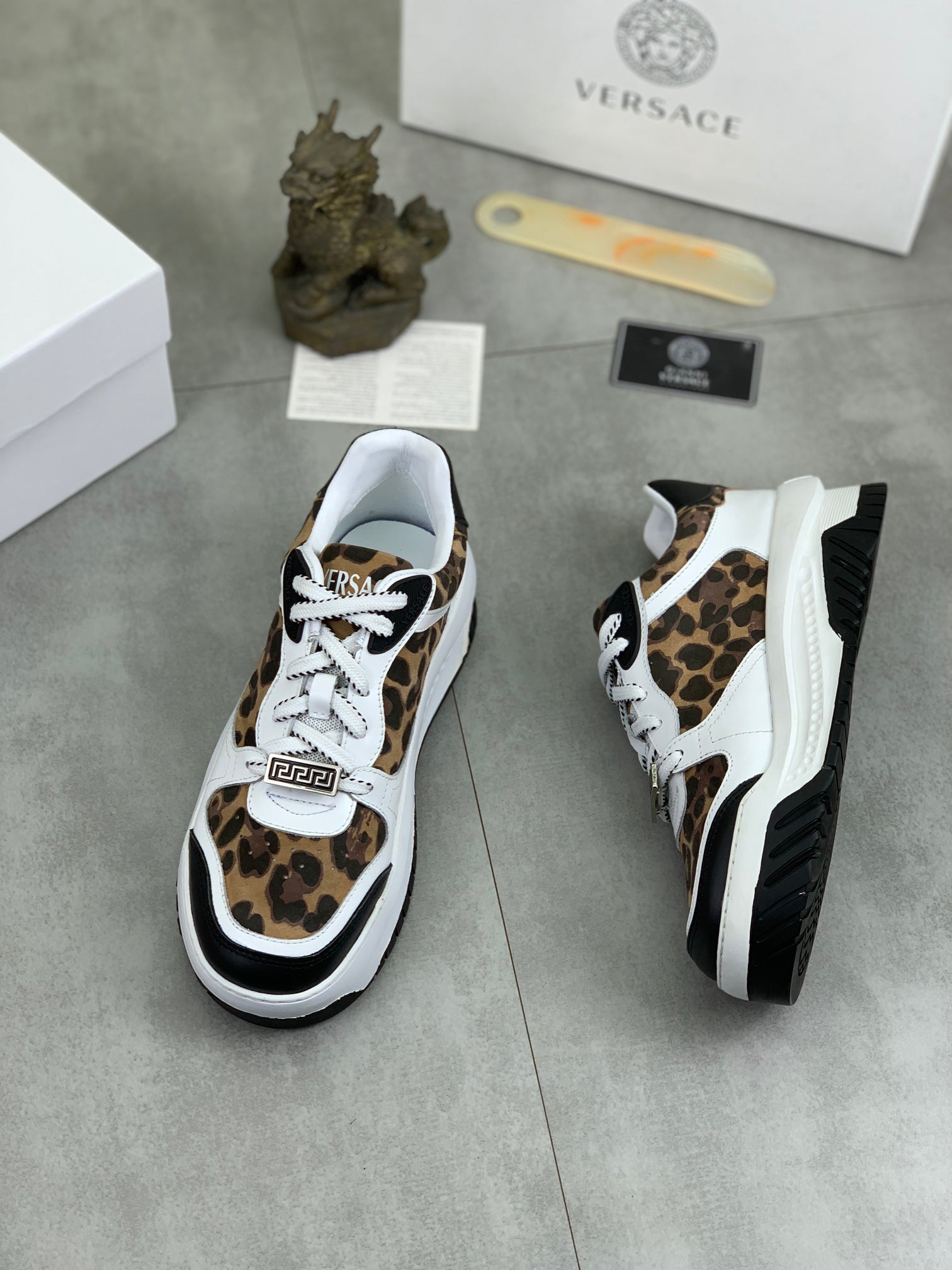 LuxluxHouse Best Quality Shoes Versace