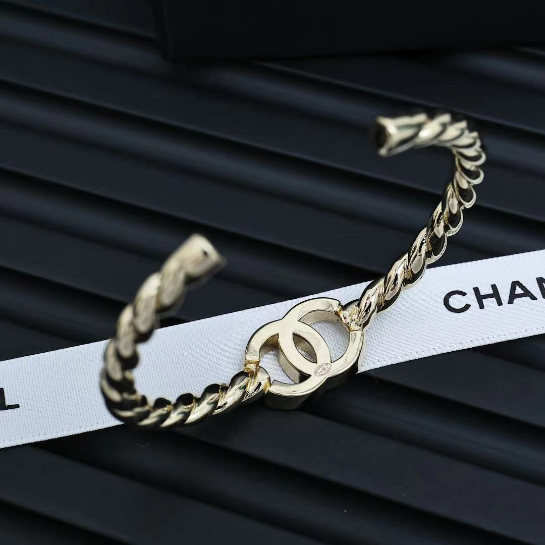 LuxluxHouse Best Quality Accessories Bracelet Bracelet Earrings Chanel Earrings