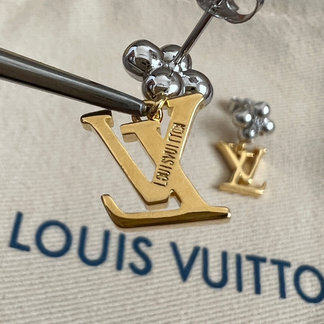 LuxluxHouse Best Quality Accessories Earrings Earrings Louis Vuitton