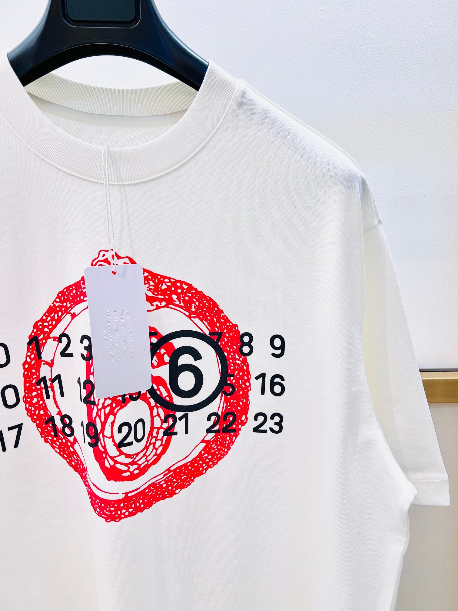 LuxluxHouse Best Quality Clothes T-shirt Chanel & Maison Margiela