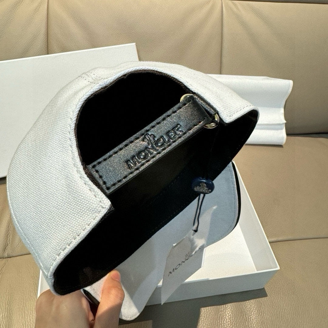 LuxluxHouse Best Quality Caps Moncler