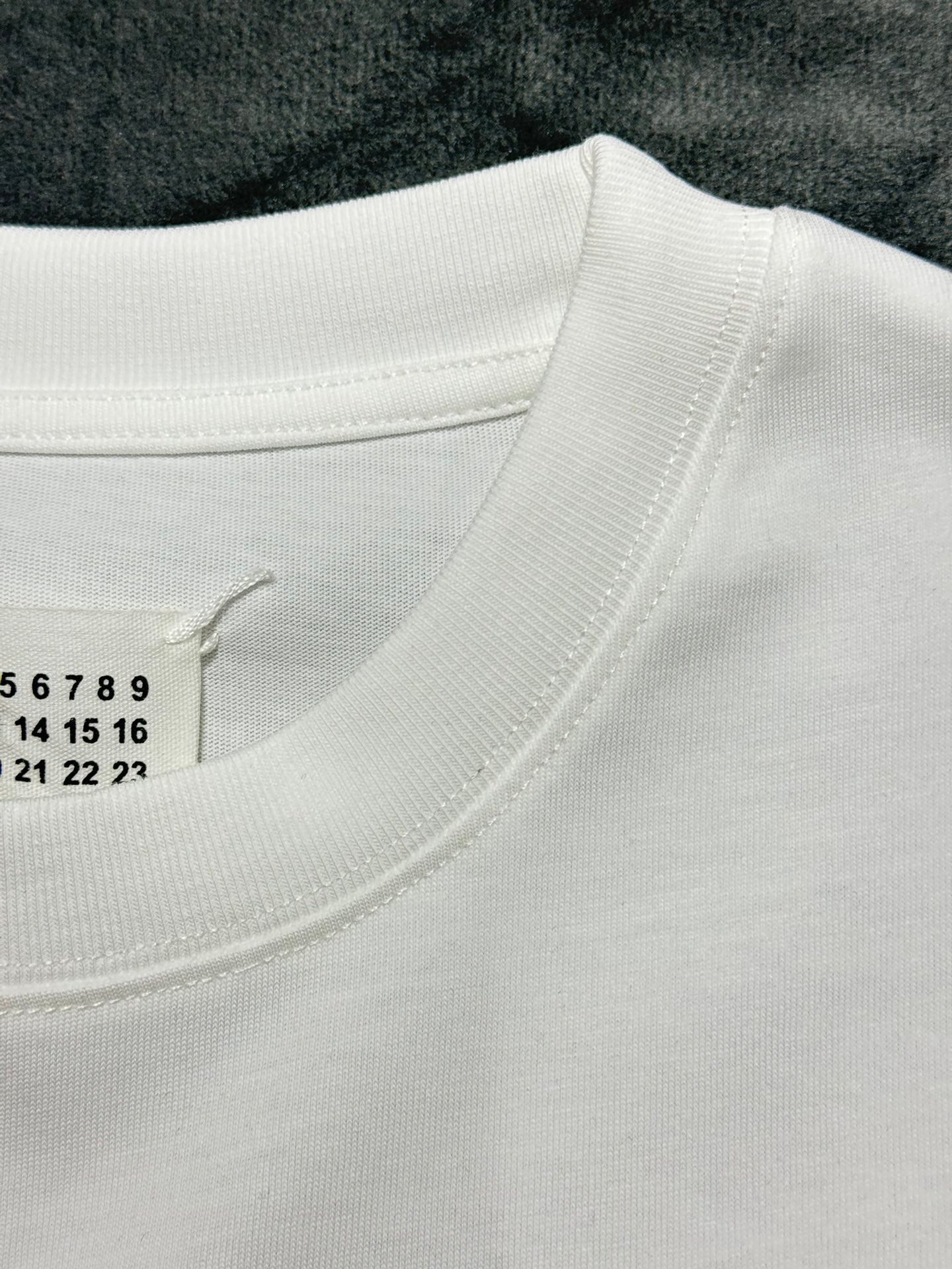 LuxluxHouse Best Quality Clothes T-shirt Chanel & Maison Margiela