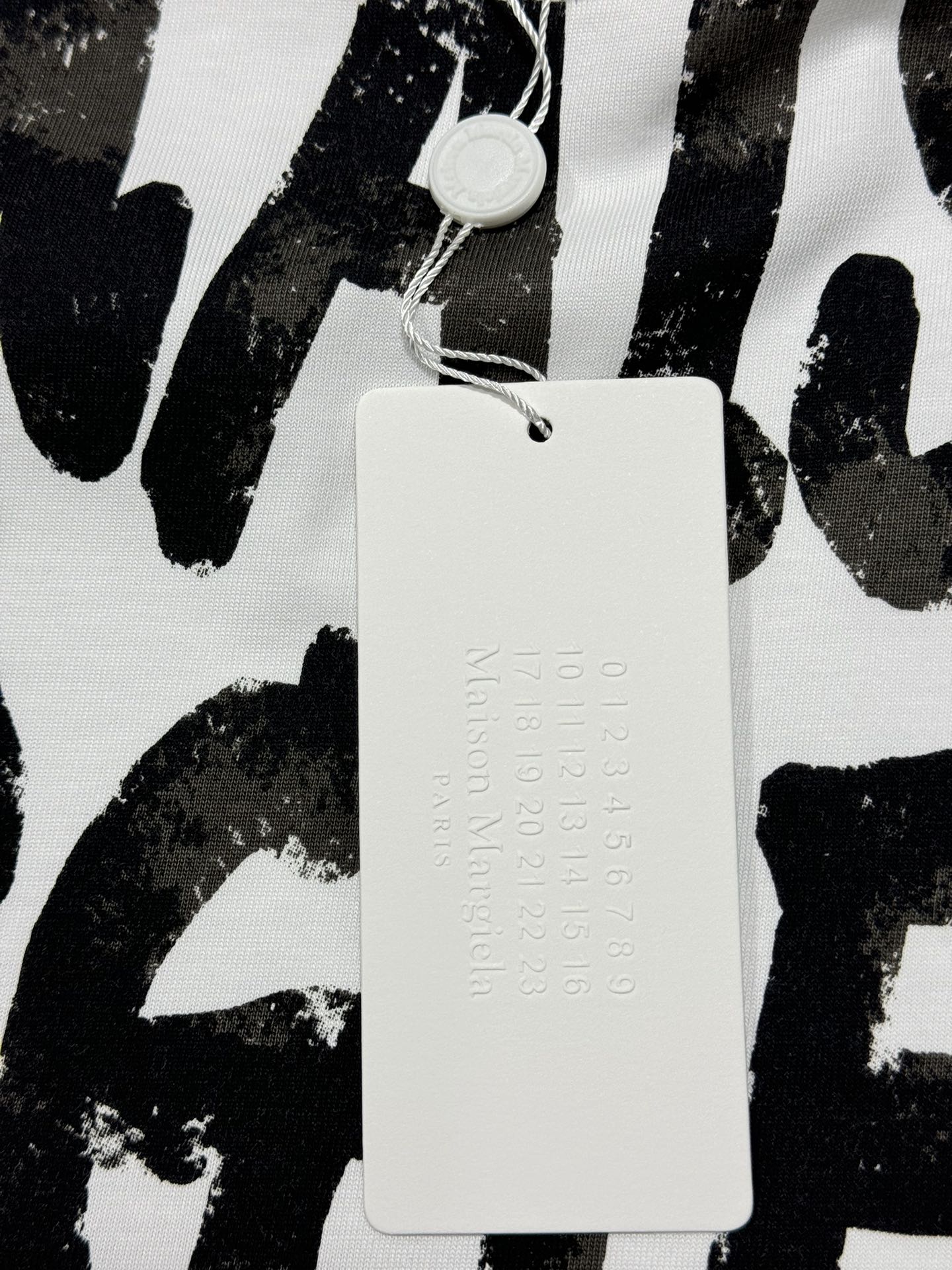 LuxluxHouse Best Quality Clothes T-shirt Chanel & Maison Margiela