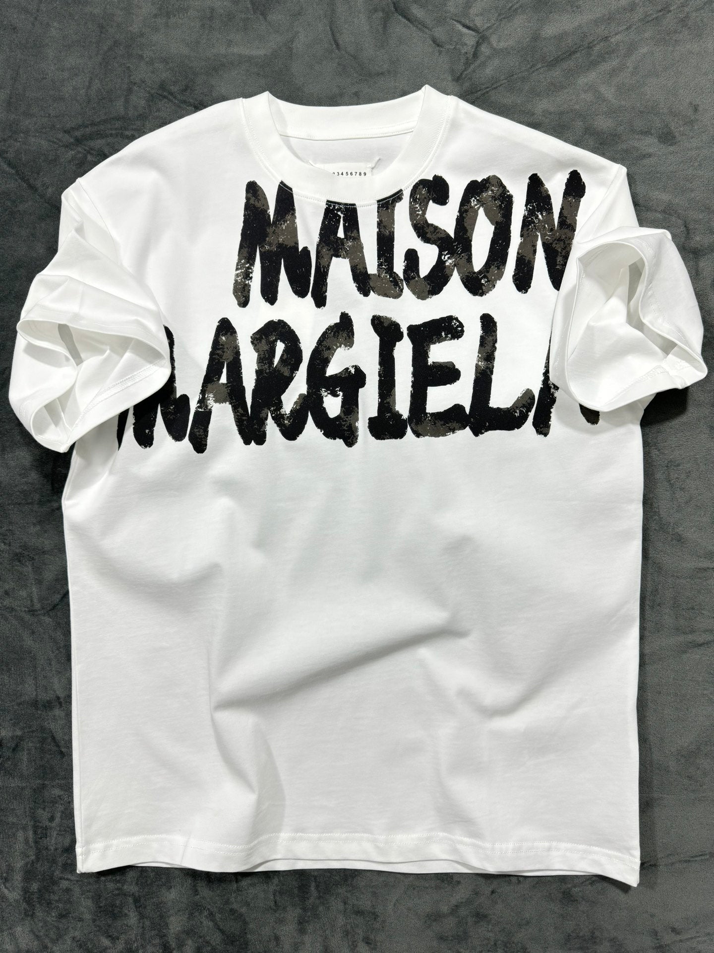 LuxluxHouse Best Quality Clothes T-shirt Chanel & Maison Margiela